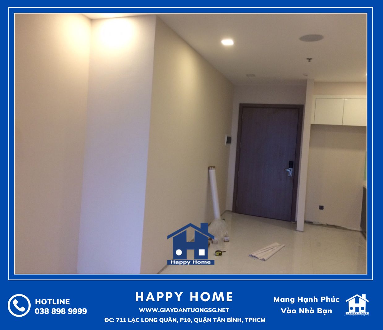 Lựa chọn mẫu giấy dán tường cho phòng khách cho chung cư phải là màu sắc tươi sang nhằm mục đích tạo không gian rộng hơn. 